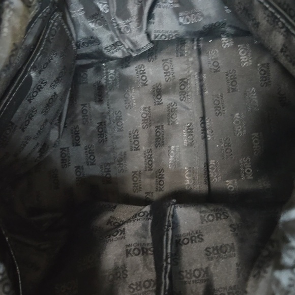 Micheal Kors Black Quilted Drawstring Tote with Patent Leather Handles - Picture 9 of 11